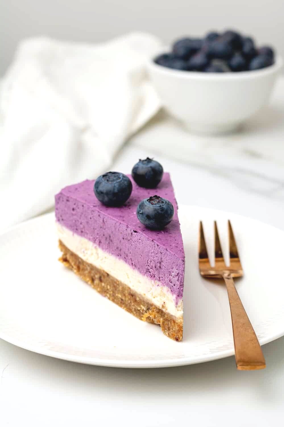 Vegan blueberry cheesecake recipe photography