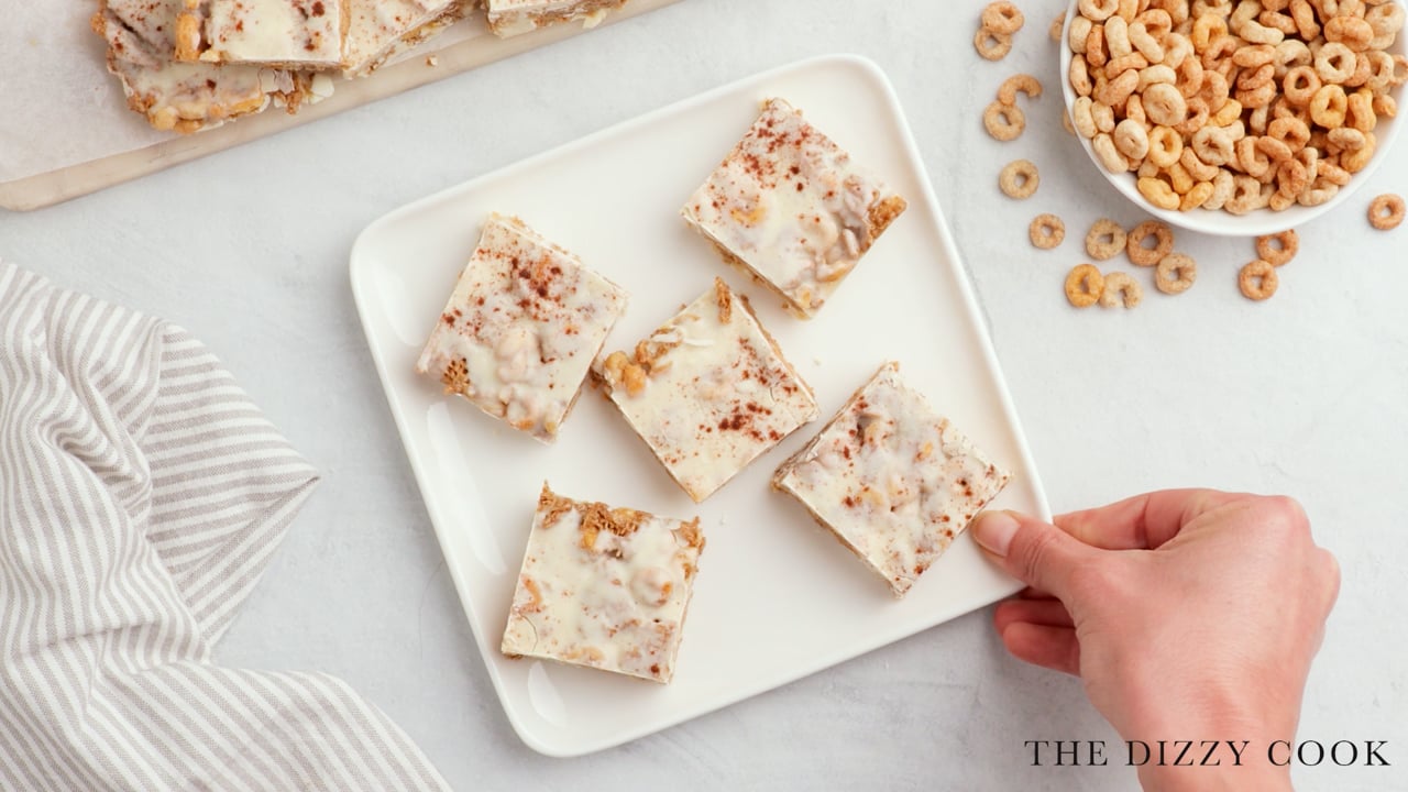 White chocolate cereal bars recipe video for food bloggers
